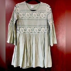 Cracker Barrel Green Lace Top Size Small